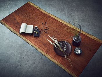 ブビンガとは? 迫力のある一枚板テーブルにお勧め! 木材としての魅力・特長について解説